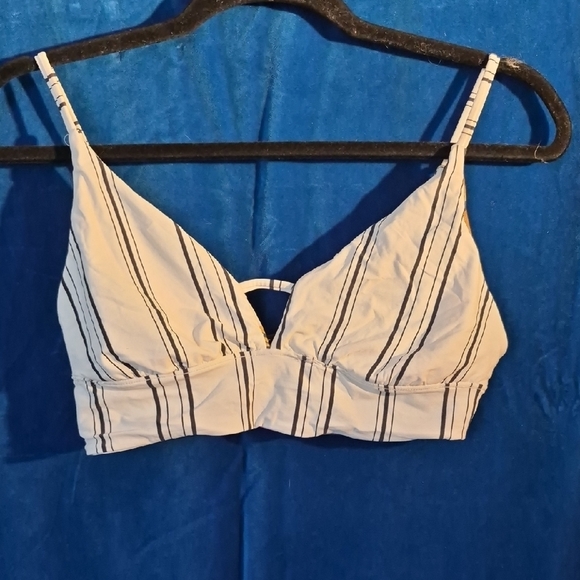 Reversible bikini top - Picture 2 of 4